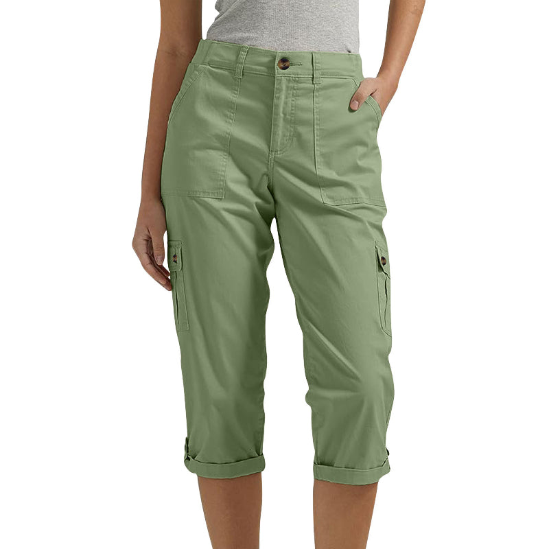 Capri Cargohose mit Taille und Falten unten und mehreren Taschen