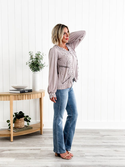 🍂Calça jeans bootcut com controle de barriga, o Santo Graal👖