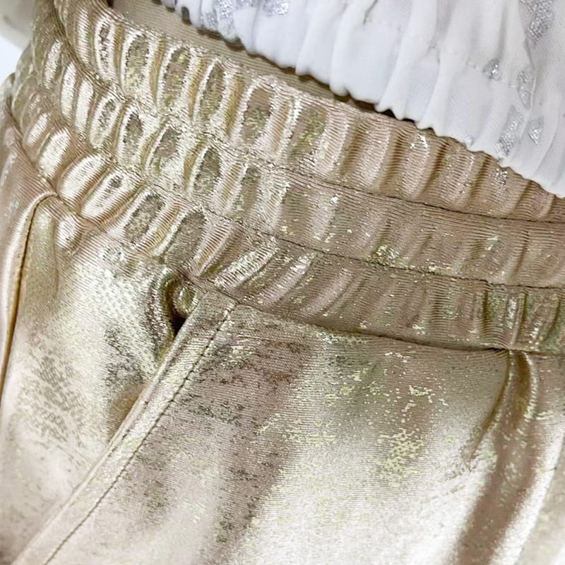 2-teiliges Damen-Set: Devil's Eye Goldfolien-Oberteil und Pailletten-Hosen-Set-4
