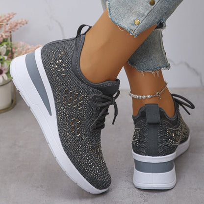 🔥🔥Ultimo giorno di promozione, approfitta del 50% di sconto🔥 Scarpe sportive ortopediche traspiranti da donna, stile casual e alla moda, decorate con strass incastonati.