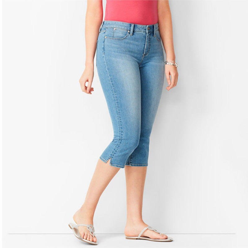 🔥 IN QUESTO MOMENTO: SCONTO DEL 50% 👖 Jeans capri elasticizzati da donna ✨ Taglio che valorizza la figura, ideali per tutti i giorni e per le vacanze ☀️