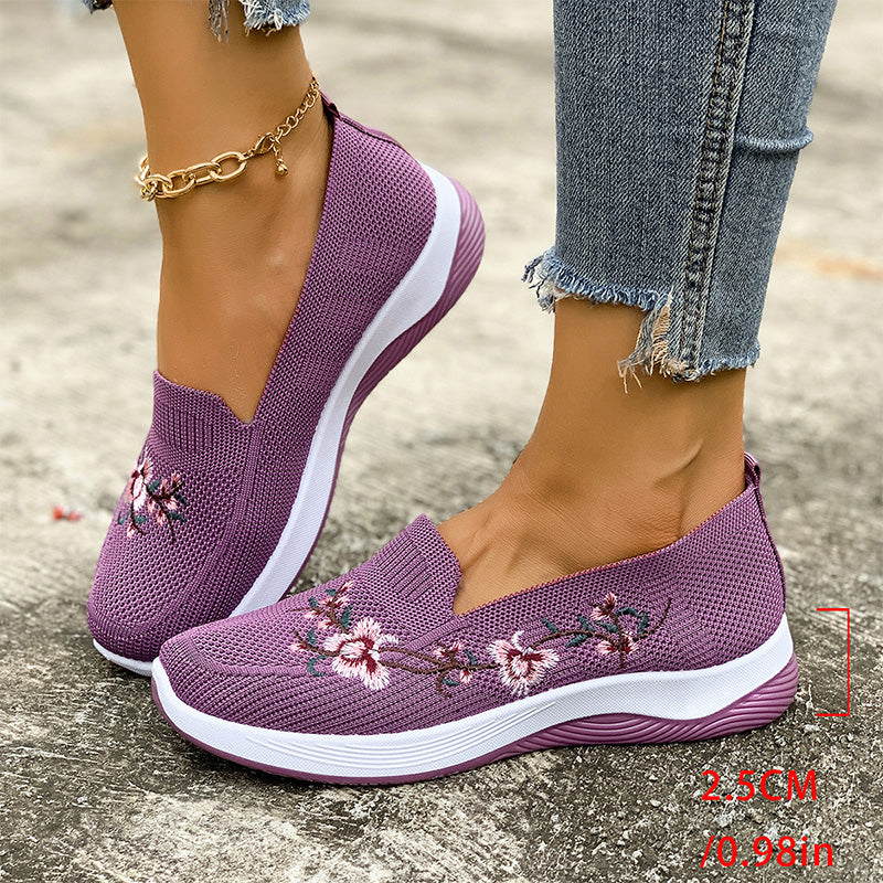 👟🌸 Scarpe slip-on in maglia con motivi floreali