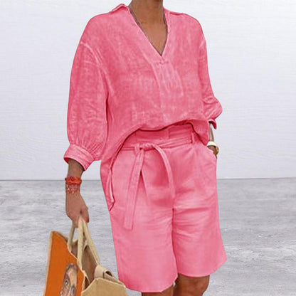 ☀️ È arrivato il best-seller dell'estate 2026! Completo casual da donna composto da un top con scollo a V e pantaloncini