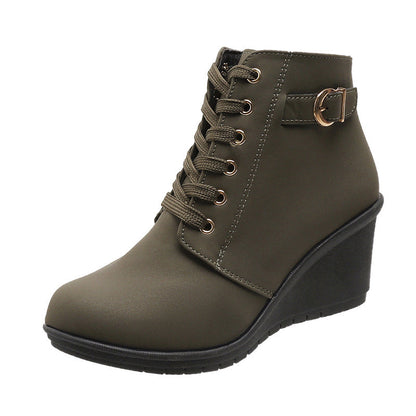 🔥 50% OFF HOJE! 👢 Botas Femininas com Salto Anabela Confortável – Elegantes, Versáteis e Perfeitas Para o Dia a Dia ✨