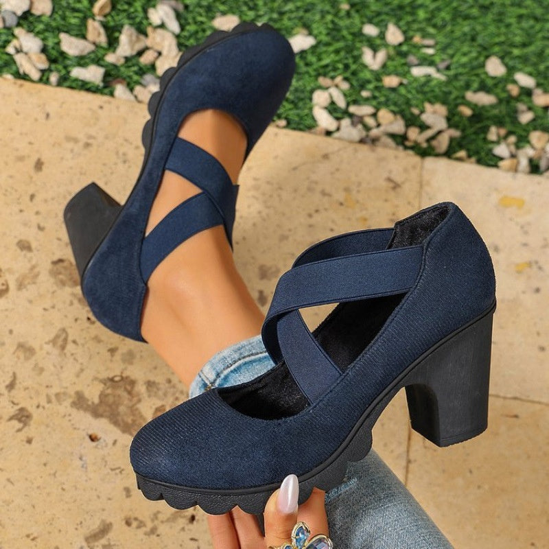 Sapatos femininos tipo Mary Jane com bico redondo, tiras entrecruzadas, salto grosso, plataforma e recortes