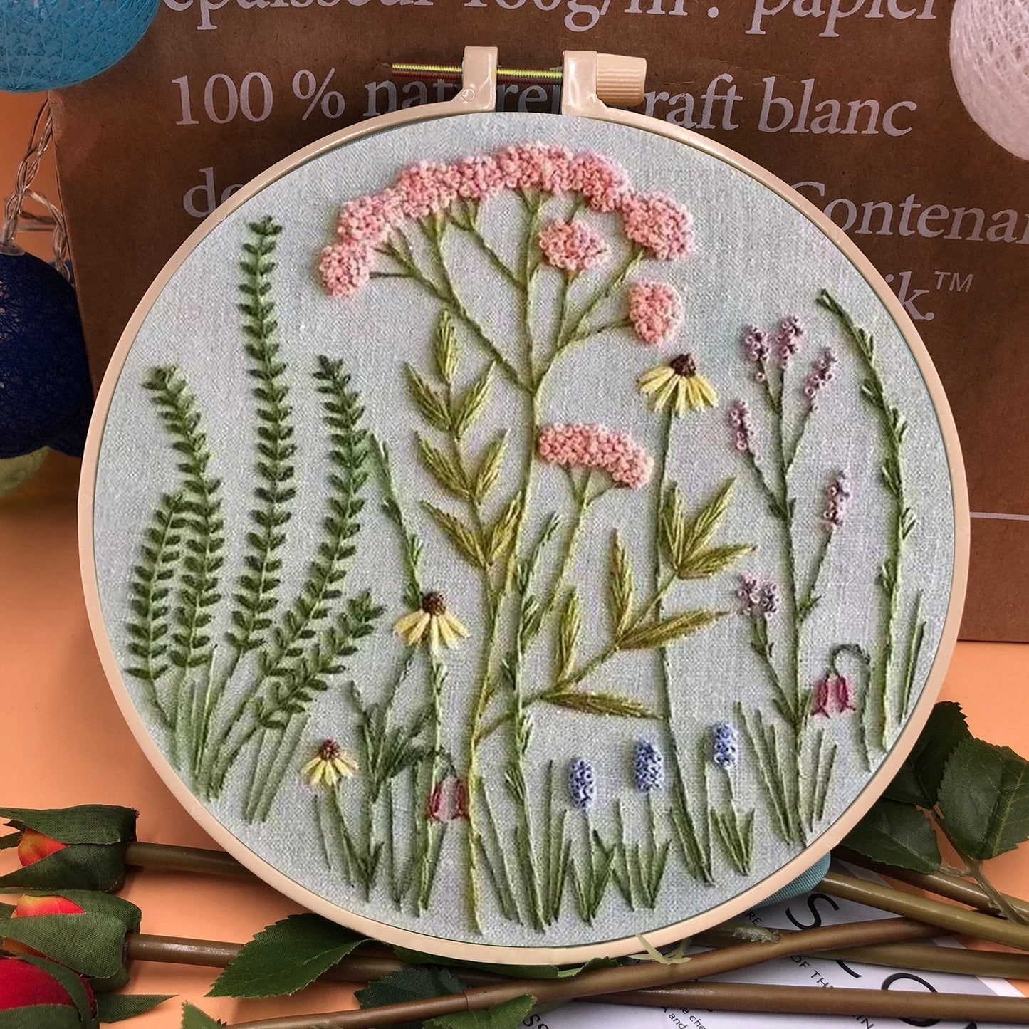 49% RABATT - Perfekt gave - Broderiramme-blomstersett for nybegynnere