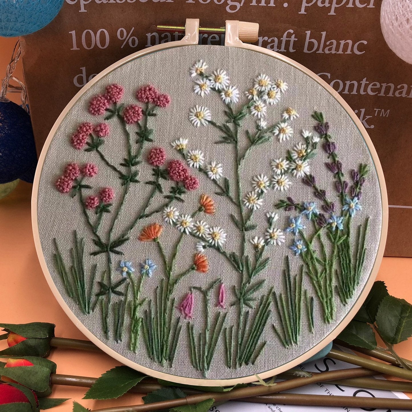 49% RABATT - Perfekt gave - Broderiramme-blomstersett for nybegynnere